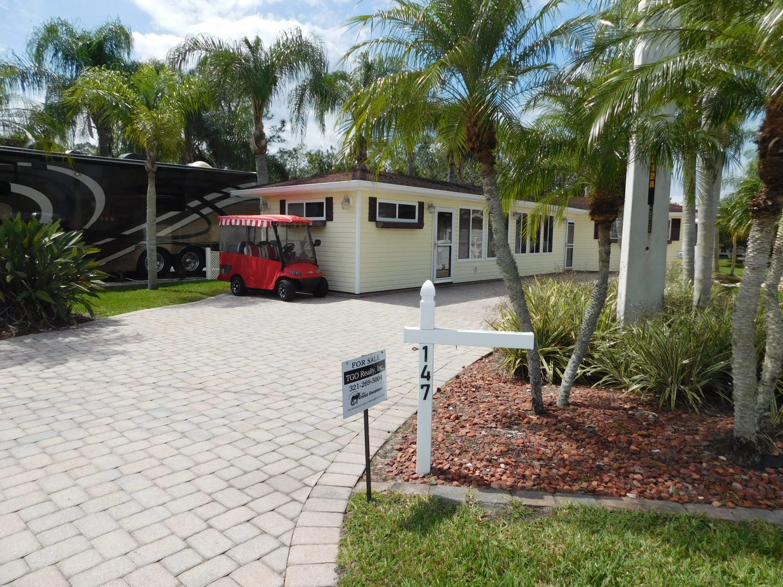 The Great Outdoors Upscale Deluxe Central Florida RV Resort